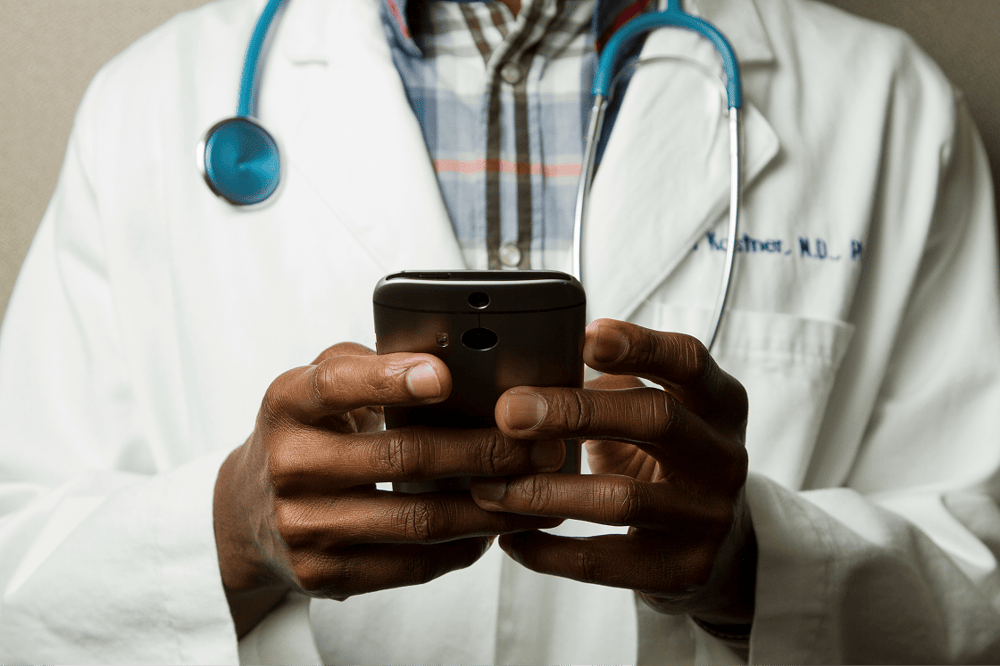 national-cancer-institute-L8tWZT4CcVQ-unsplash 1